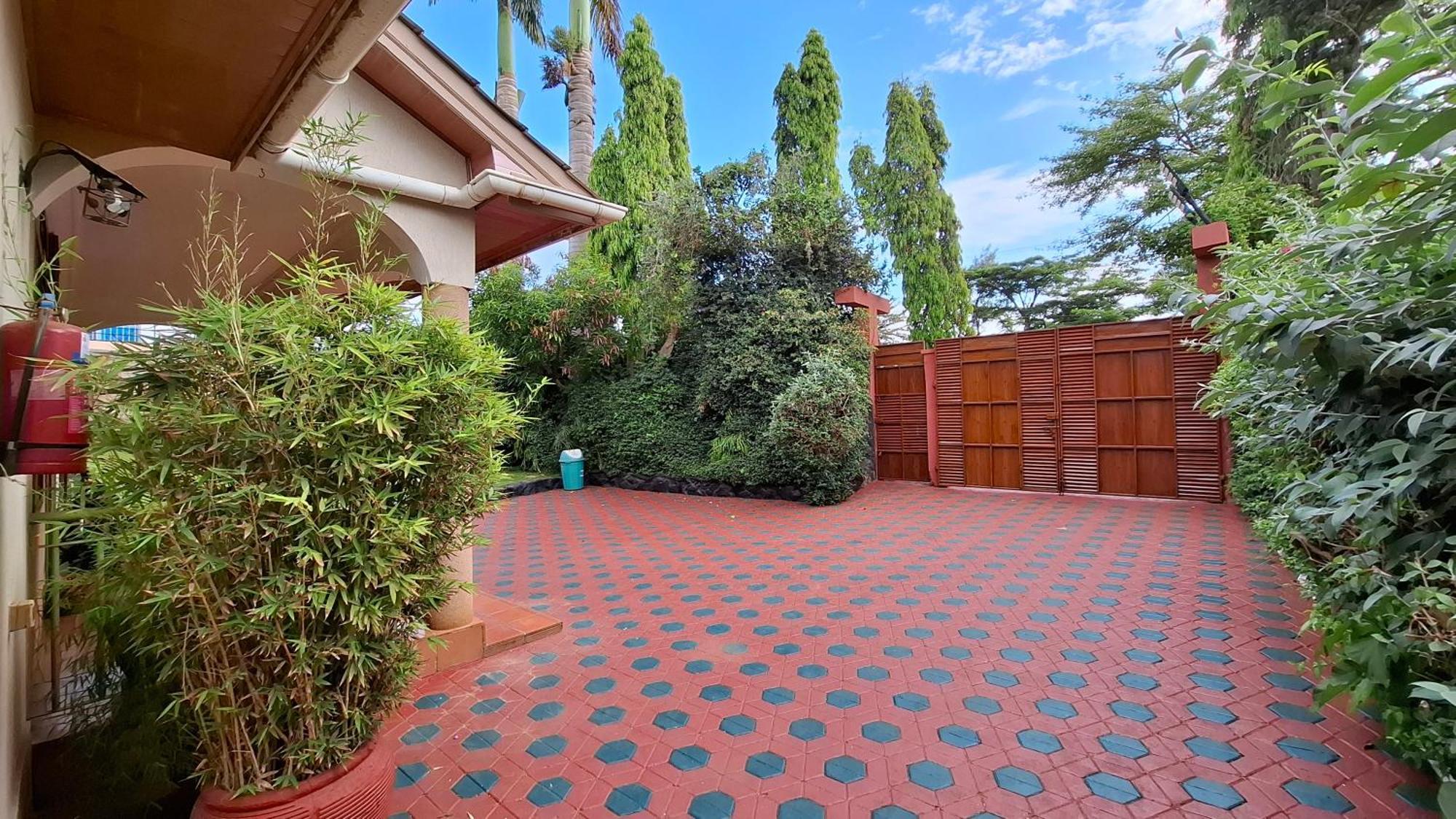 ארושה Korona House Hotel מראה חיצוני תמונה